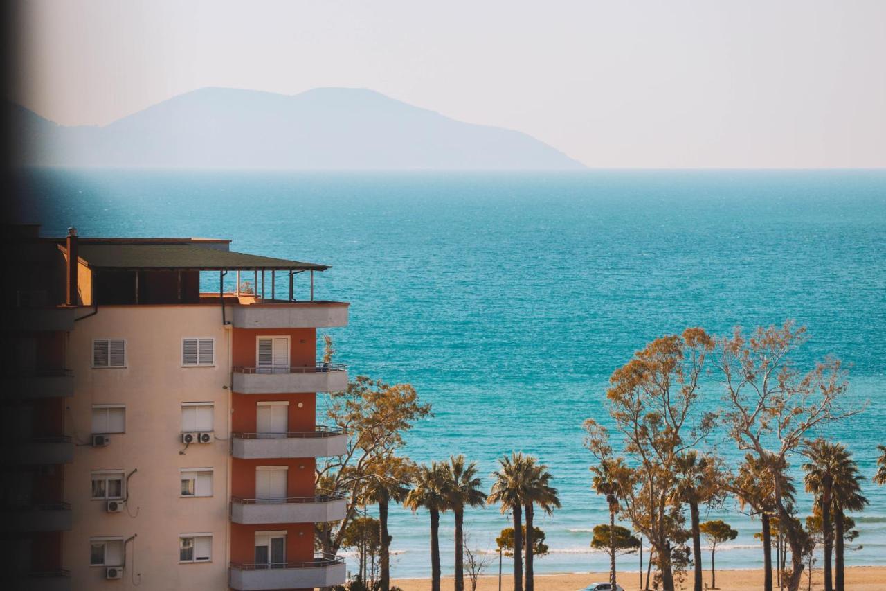 Large Apartment Near The Seaside Boulevard Lungomare Vlorë Exterior foto