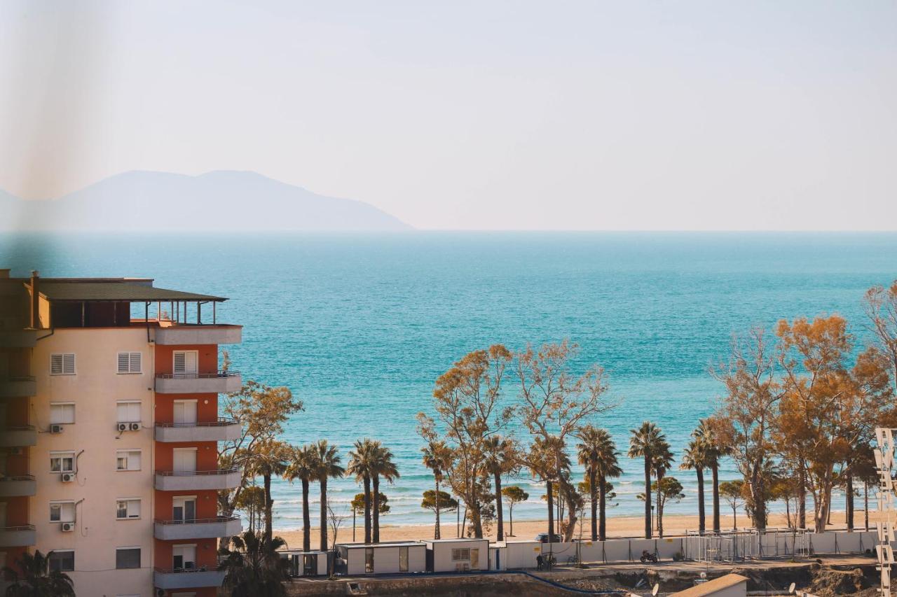 Large Apartment Near The Seaside Boulevard Lungomare Vlorë Exterior foto